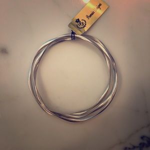 French Twist Bangle Set